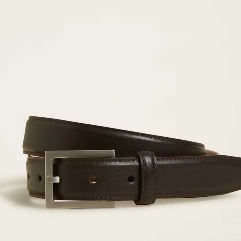 New In Box Italic Brown Leather Belt.  Size 40”